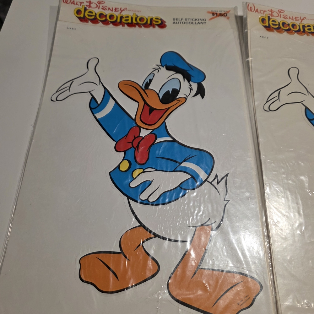 Vintage Walt Disney Donald Duck Decorators Self-Sticking Decal Sticker Lot of 2 - Picture 3 of 11